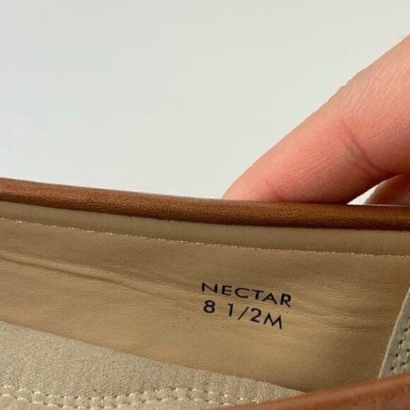 New Ellen Tracy flats 8.5 nectar suede leather - Picture 8 of 9